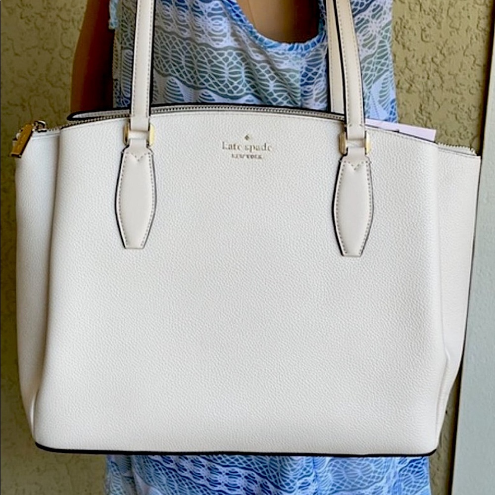 Like New!! kate spade white monet large compartment tote *GORGEOUS*